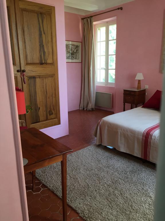 Domaine La Carraire Bed & Breakfast Lauris Екстериор снимка